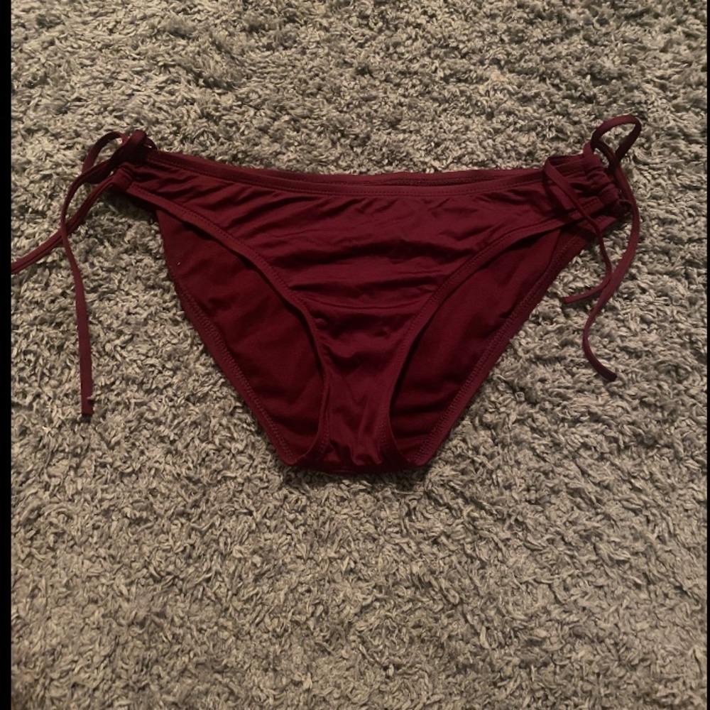 swimsuit bottoms